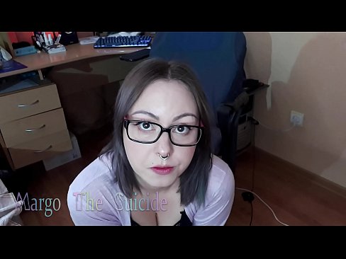 ❤️ Nwatakịrị nwanyị sexy nwere ugegbe na-eme Dildo nke ukwuu na igwefoto na%ig.robosexshop.ru ☑